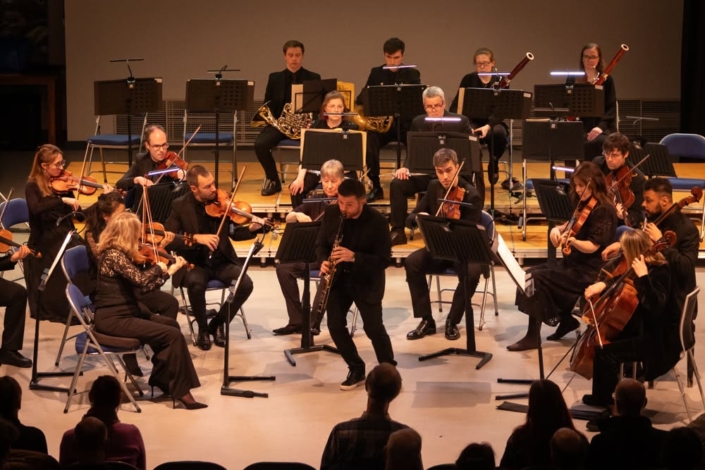 Julian Bliss and NCO in concert